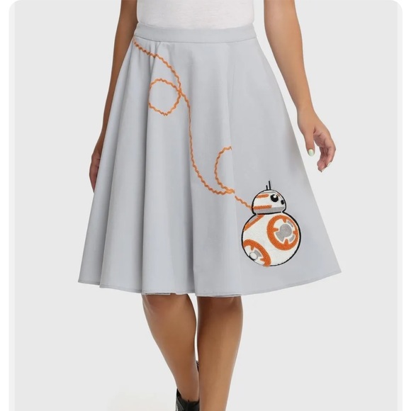 Her Universe Dresses & Skirts - Her Universe XXL Embroidered BB-8 Star Wars Poodle Skirt EUC